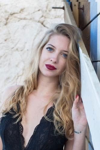 Marie Thomas profile