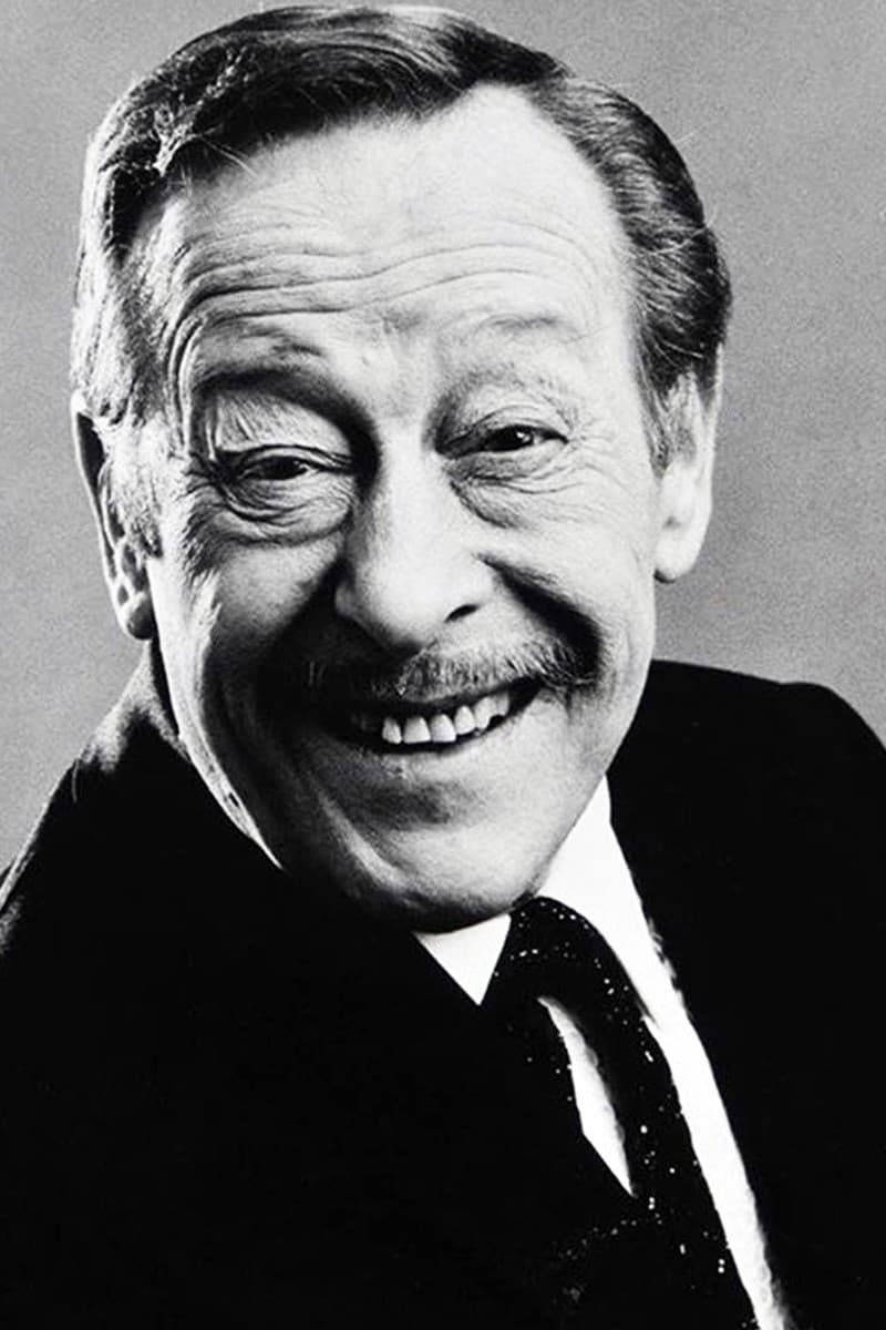 Roberto Goyeneche profile