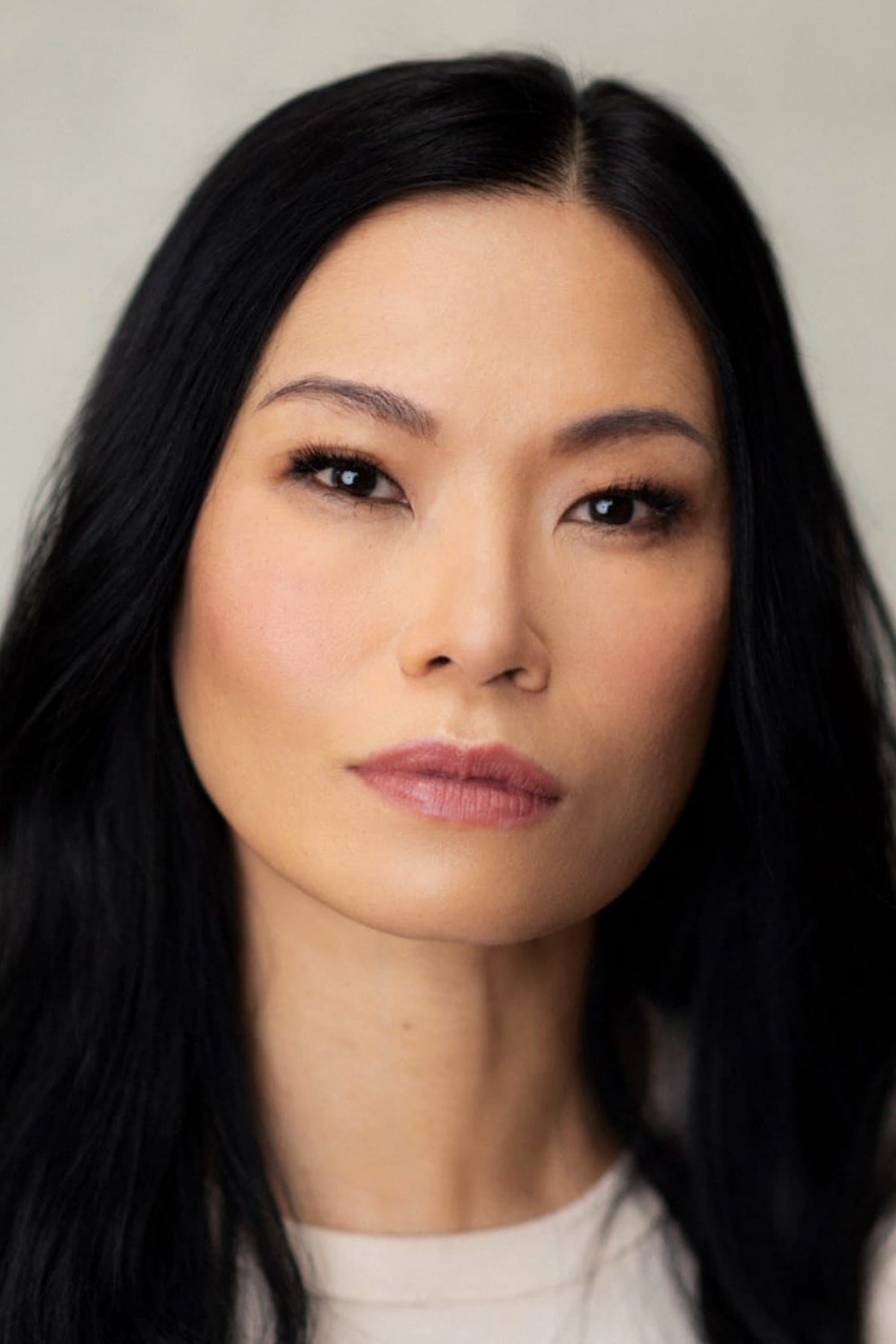 Lourdes Faberes profile