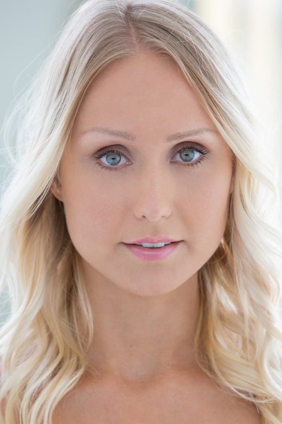 Natasha Voya profile