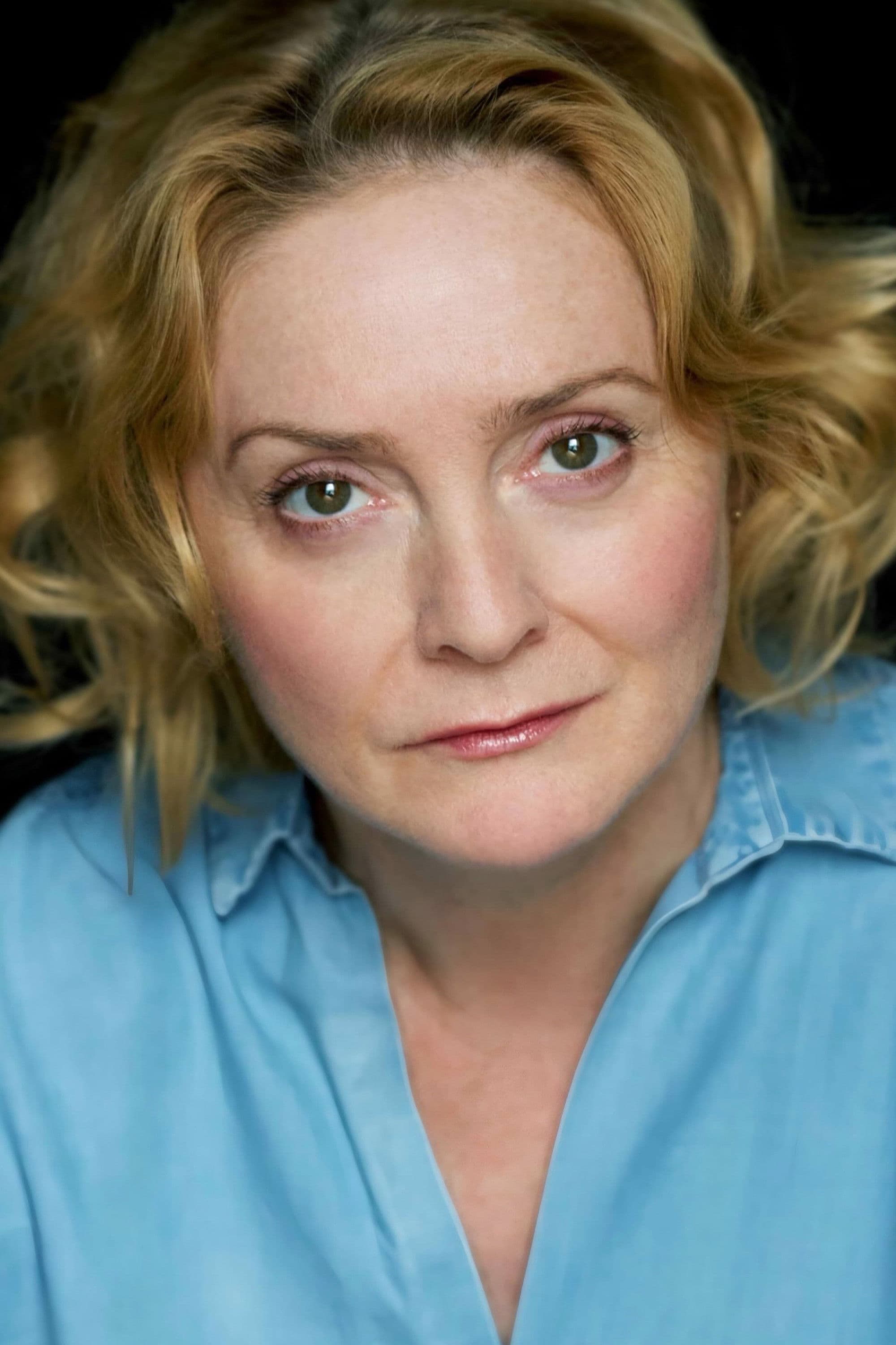 Lizzie Hopley profile