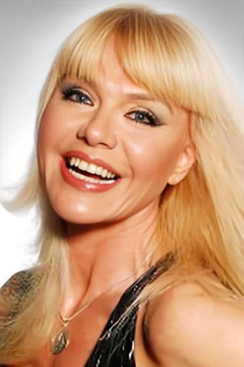 Adriana Aguirre profile