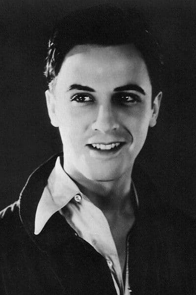 Enrique Rivero profile