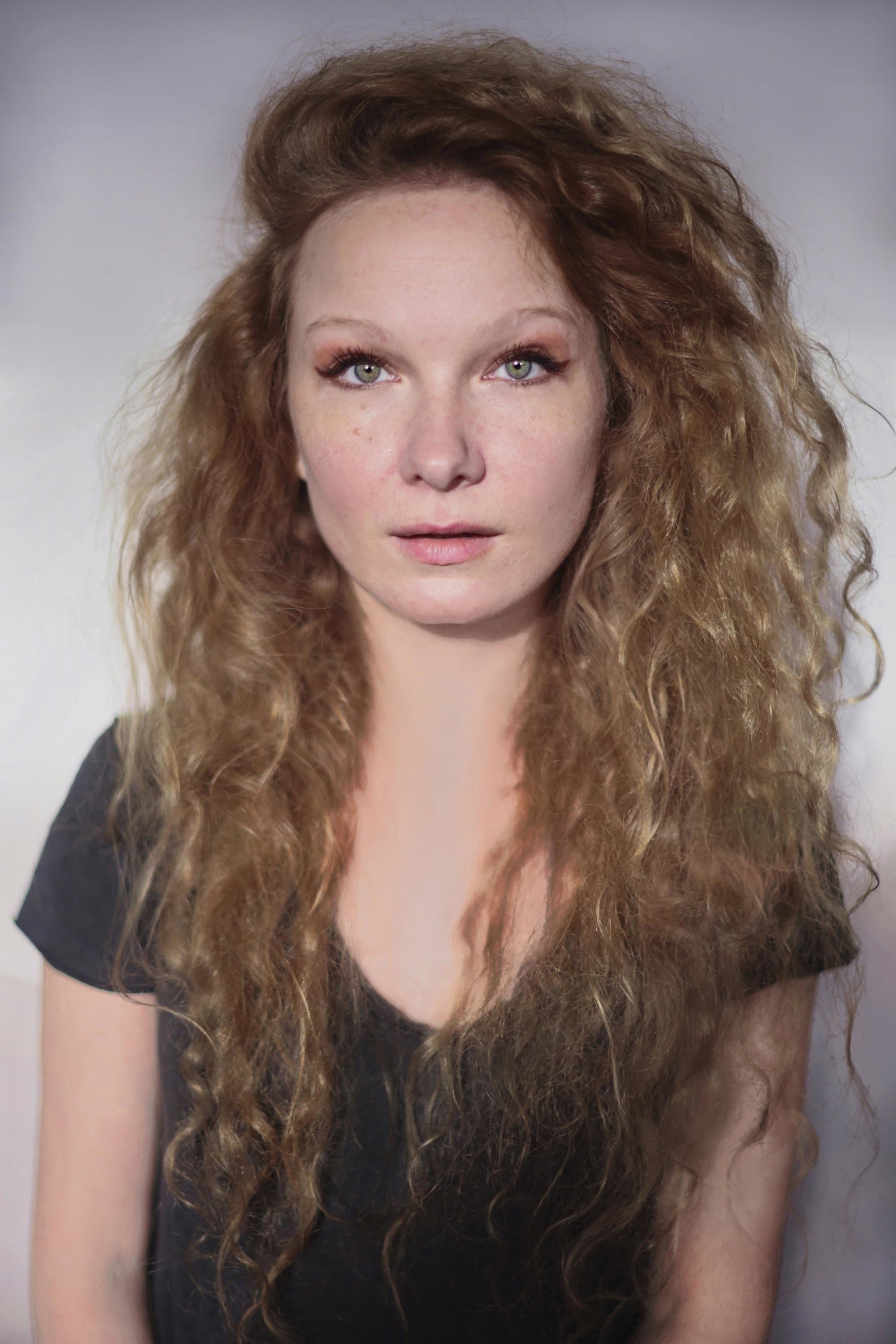 Anna Rakhvalova profile