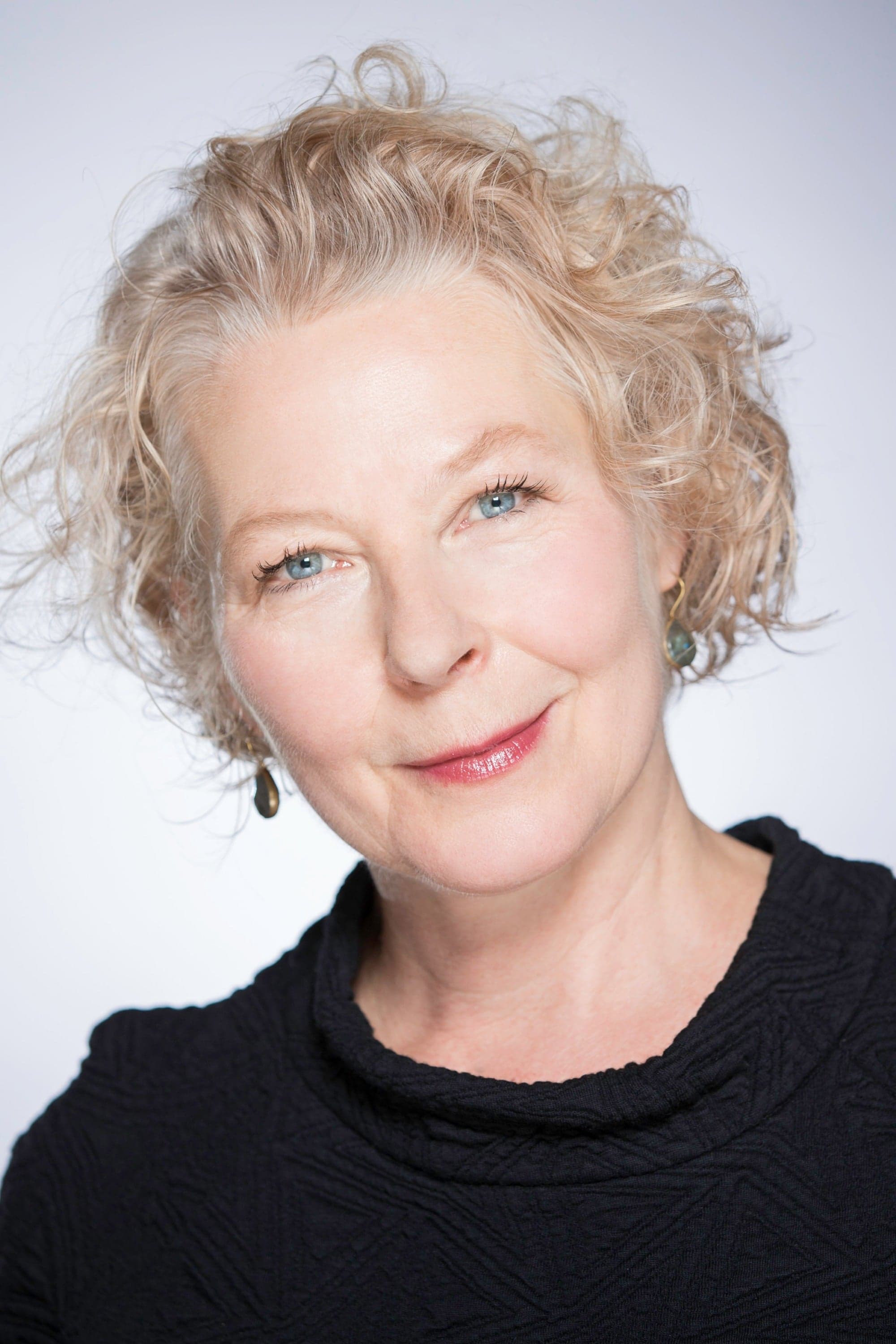 Stella Gonet profile