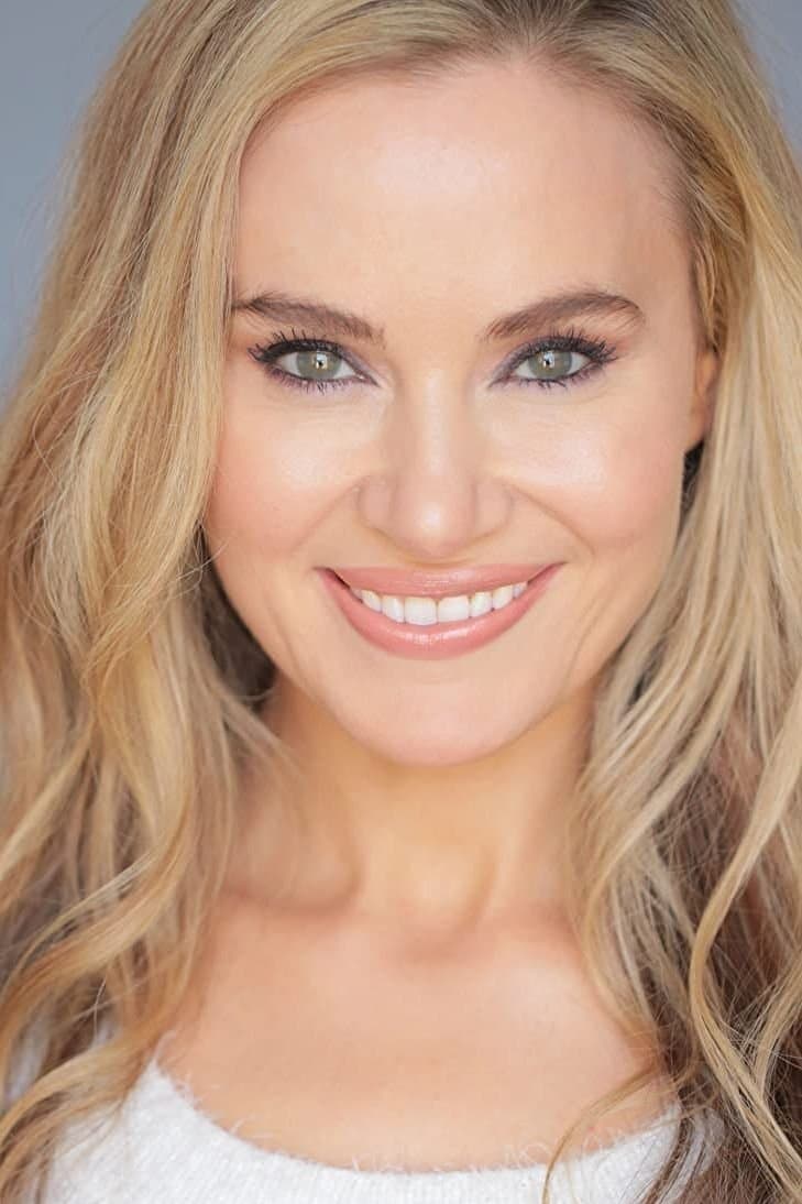 Paula LaBaredas profile