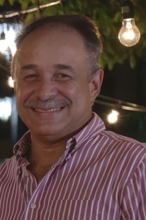 Rolando Athanasiadis profile