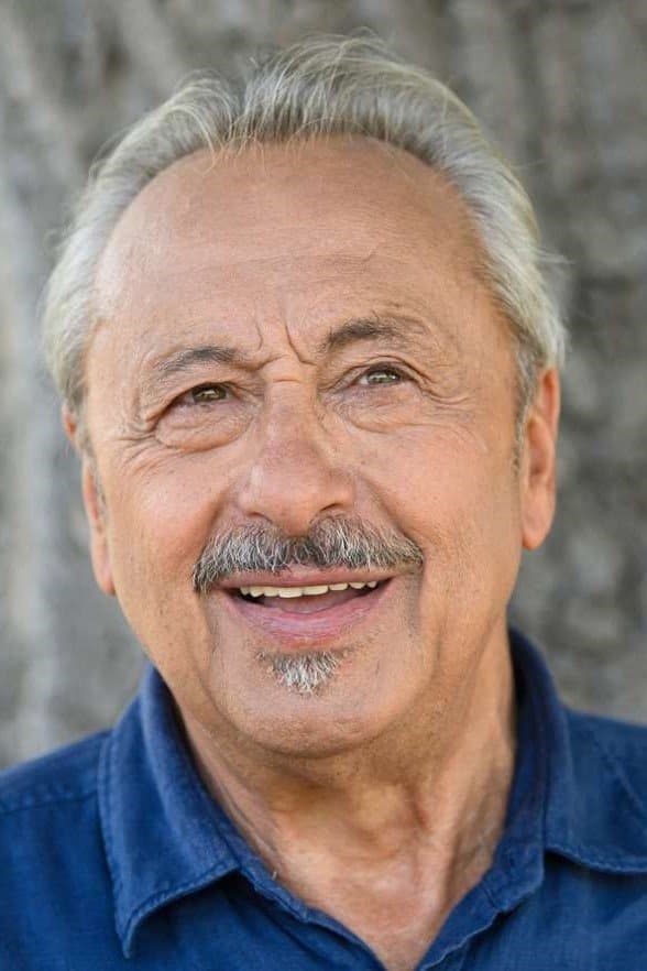 Wolfgang Stumph profile