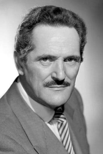 Jacques Dumesnil profile