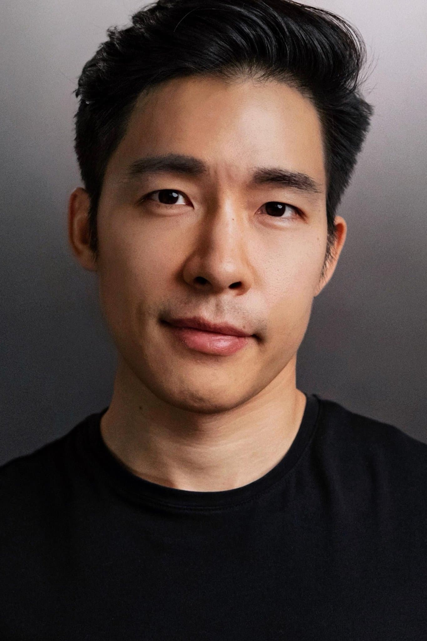 Nat Sakdatorn profile