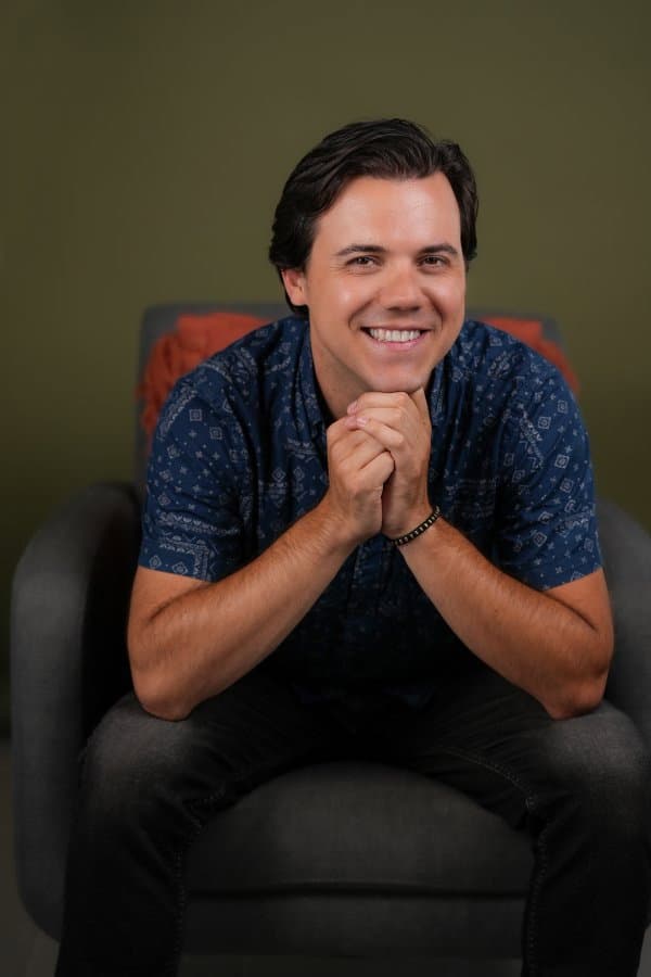 Simón Wilson profile