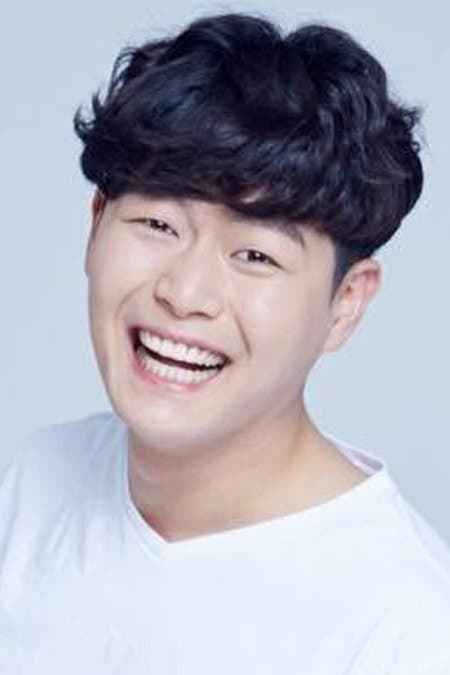 Moon Yoo-seong profile