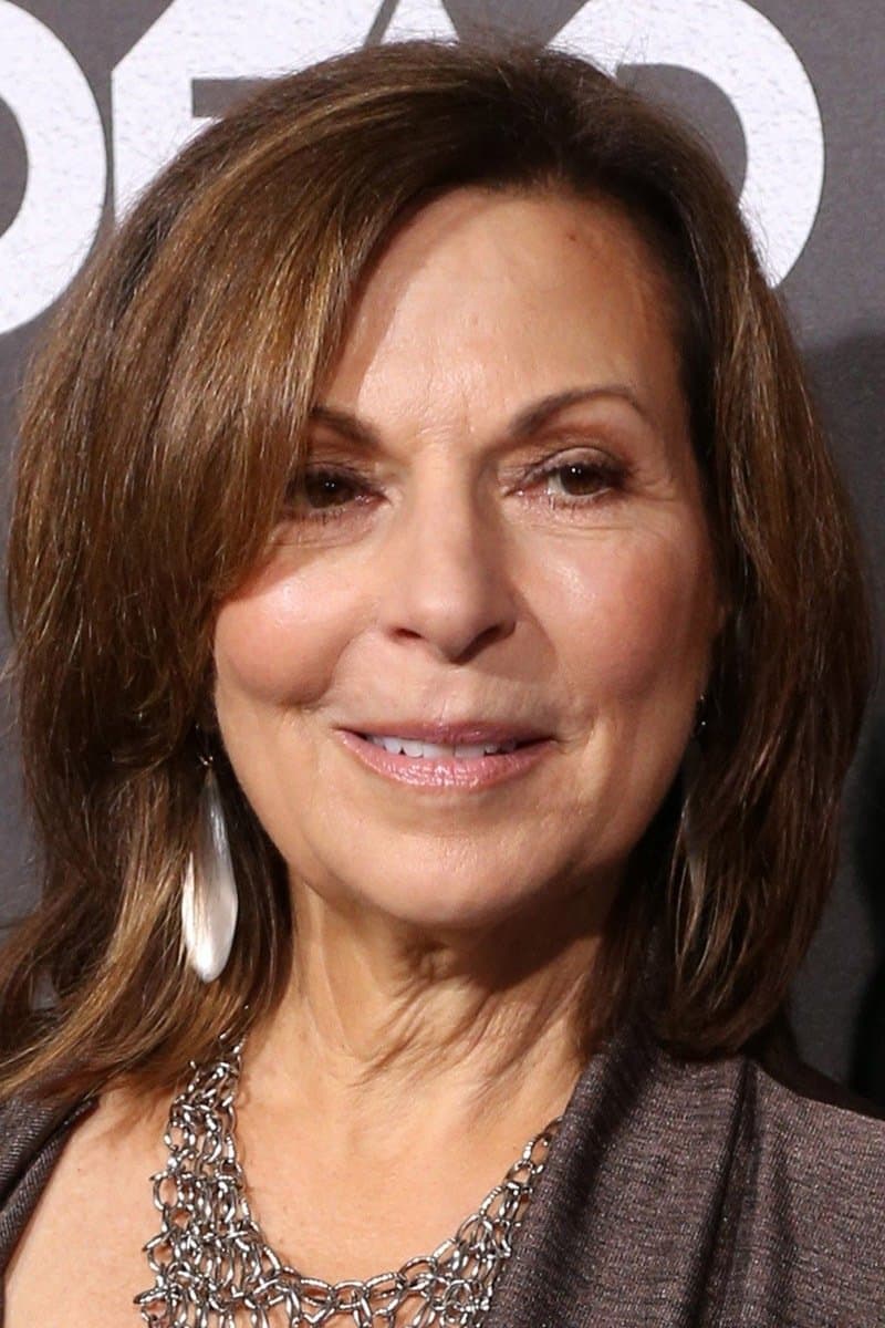 Theresa Tilly profile