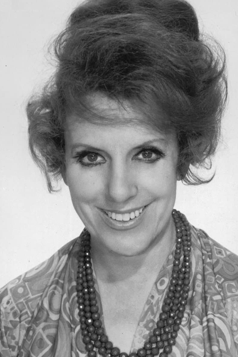 María Isbert profile