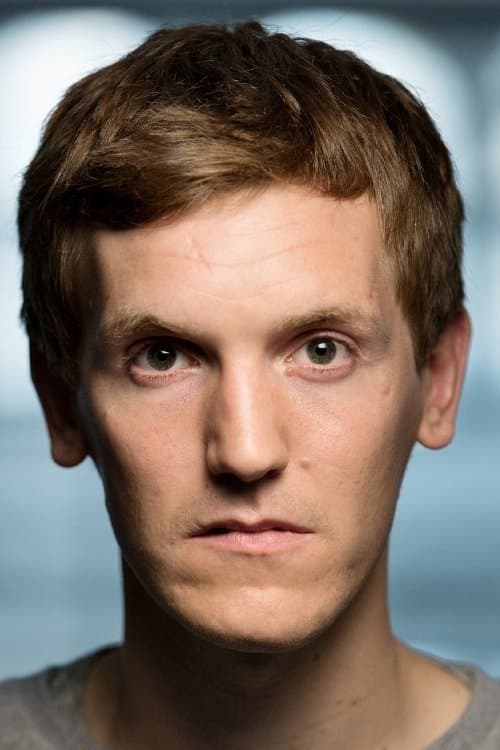 Elliott Crosset Hove profile