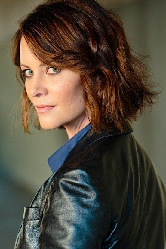 Taryn O'Neill profile