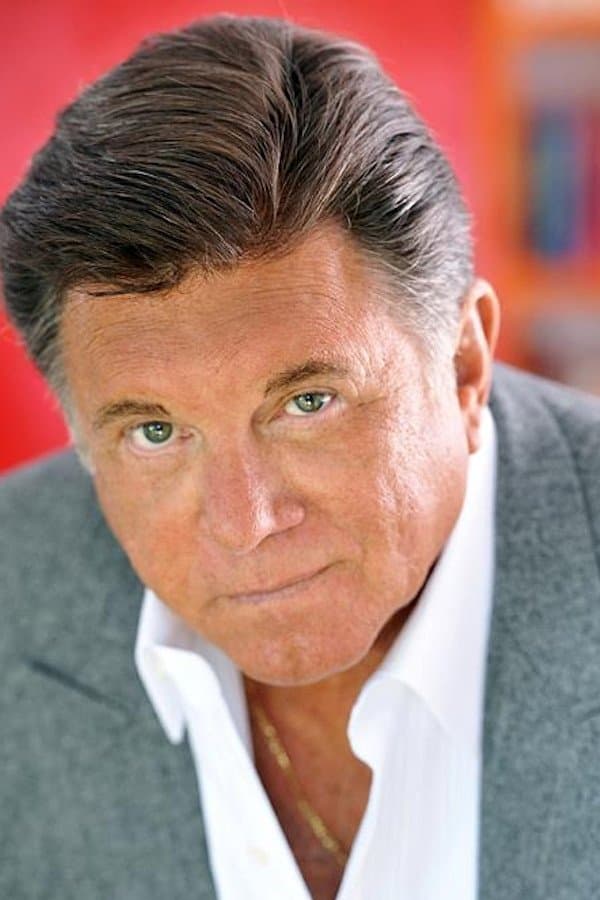 Larry Manetti profile