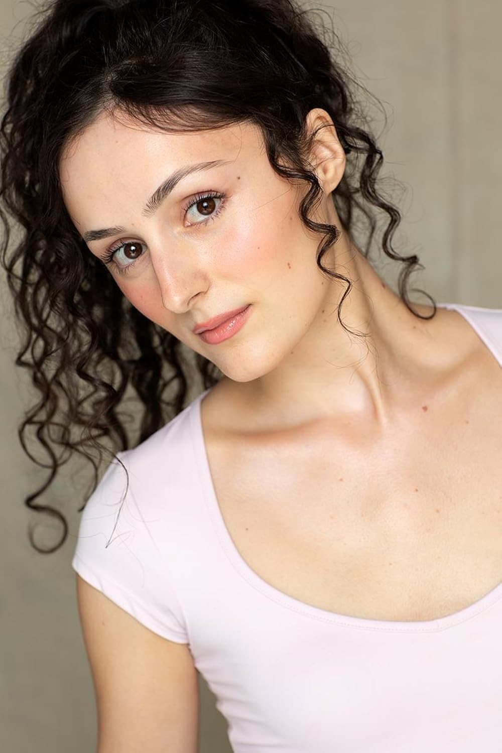 Jessica Antovski profile