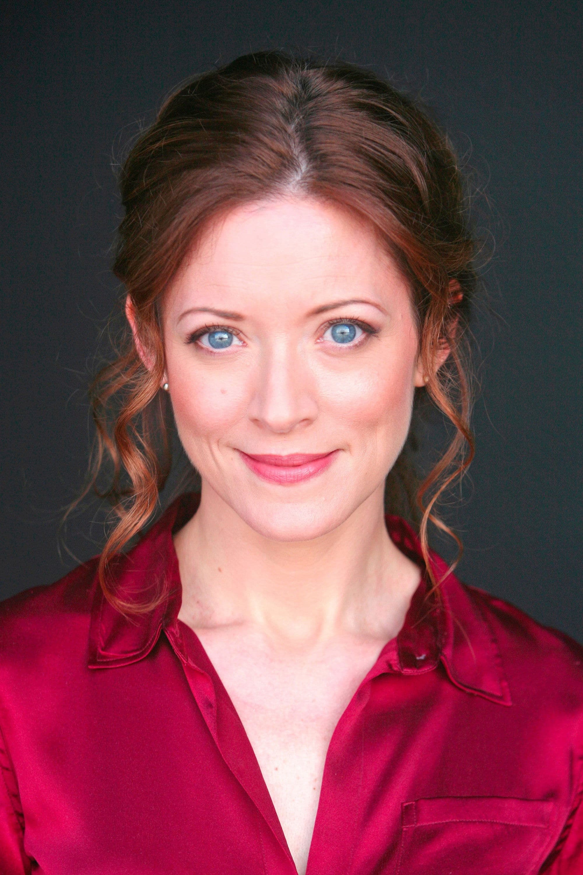 Elizabeth Bogush profile