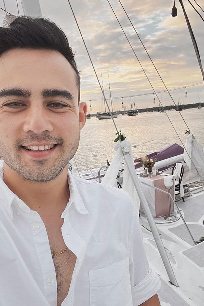 Indra Brotolaras profile