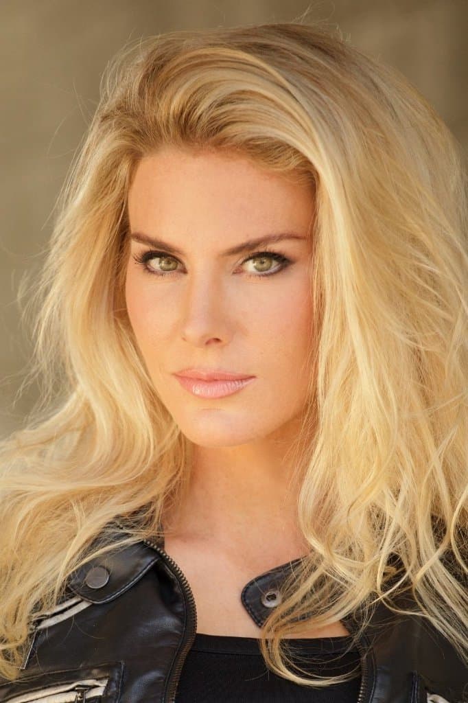 Kelly Greyson profile