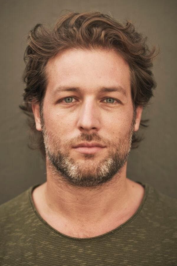 Julian Looman profile