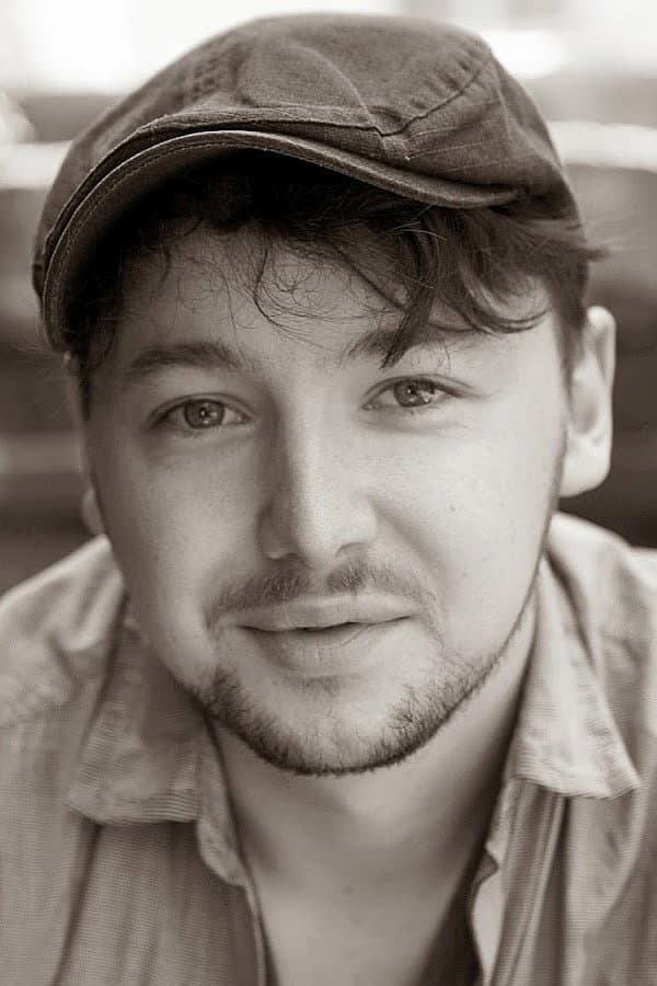 Tom Fox Davies profile