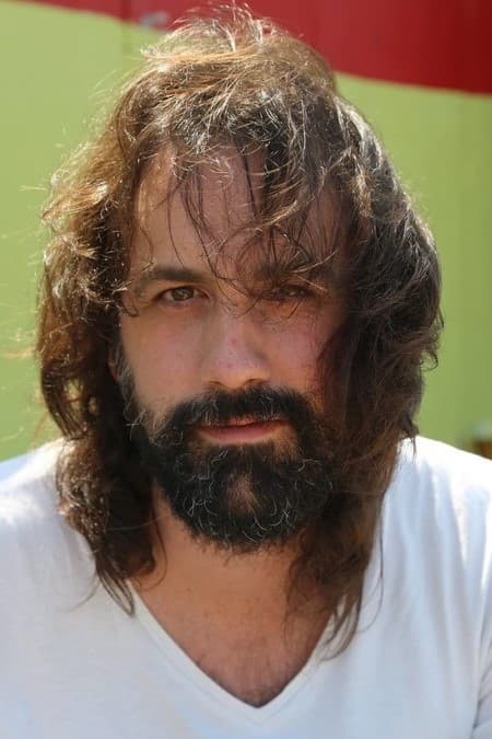 Isaki Lacuesta profile