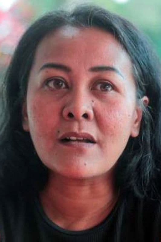 Ellie Suriaty profile