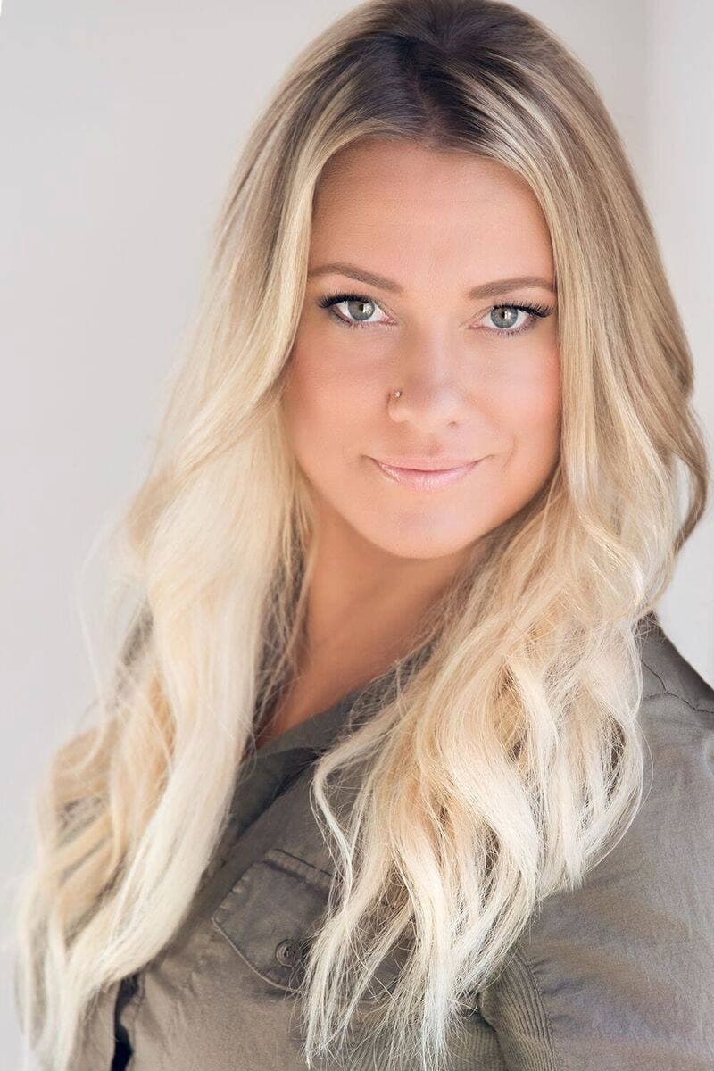 Loretta Dugaro profile