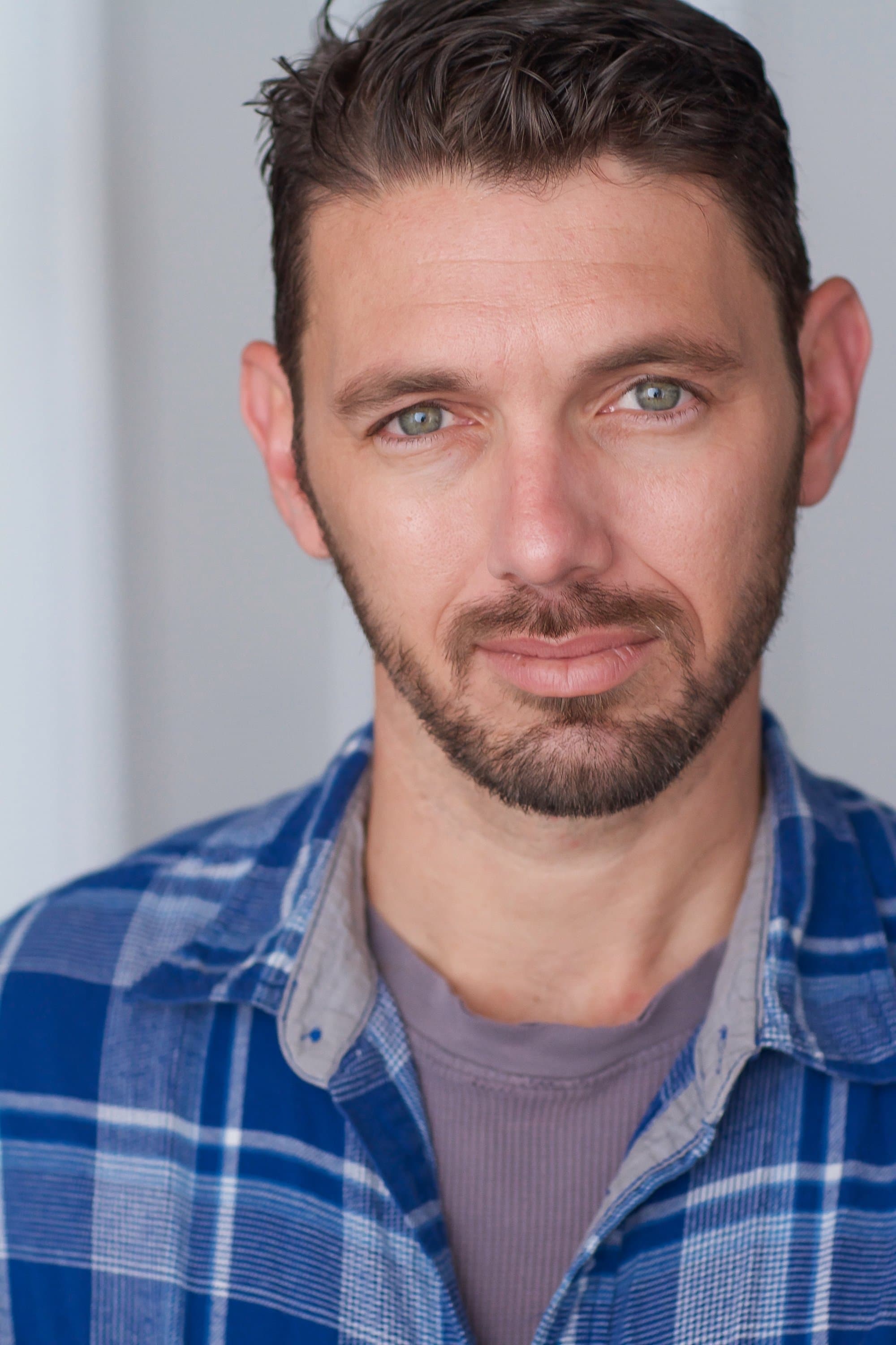 Edward Gusts profile