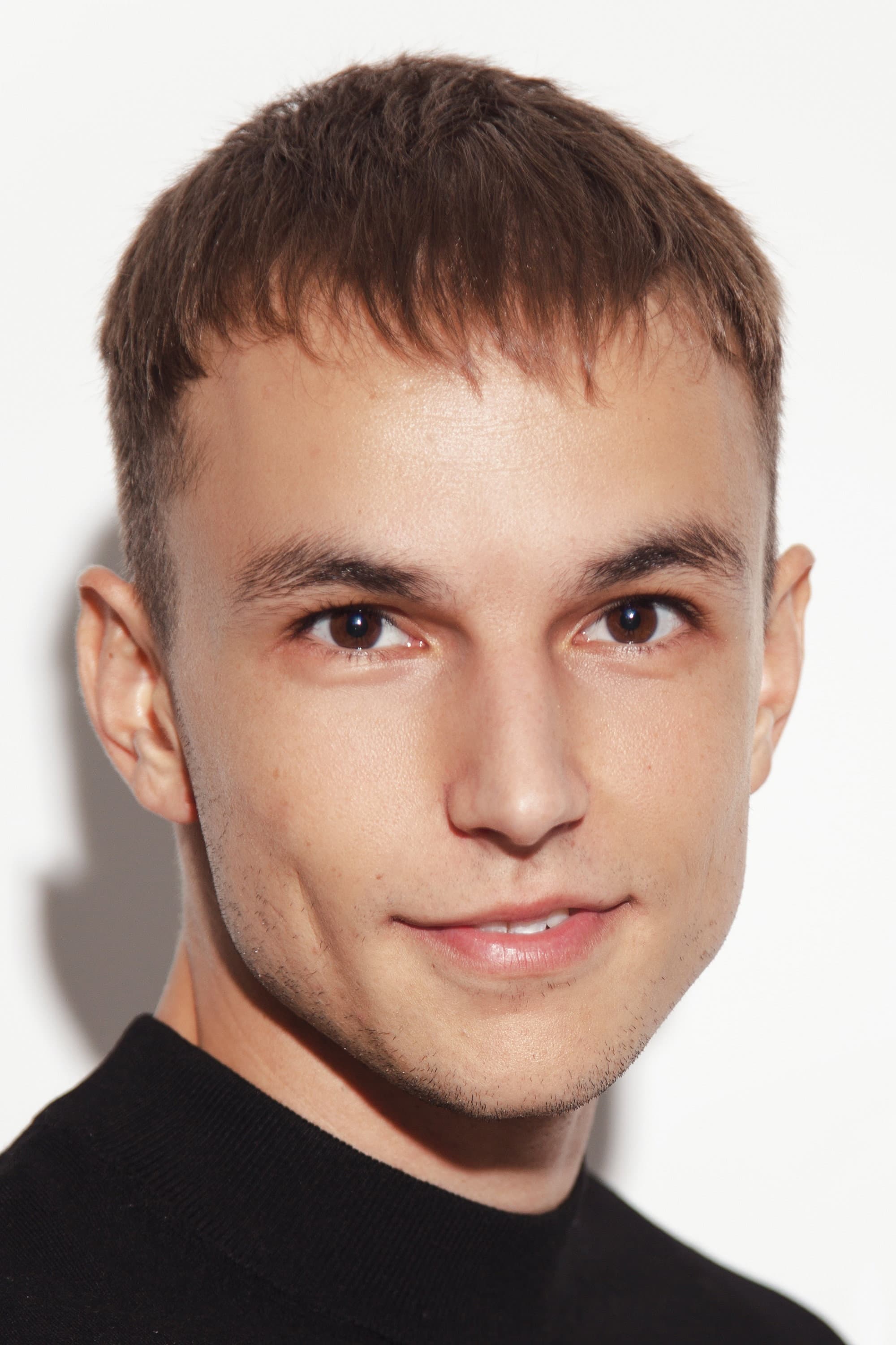 Roberto Hoyo profile