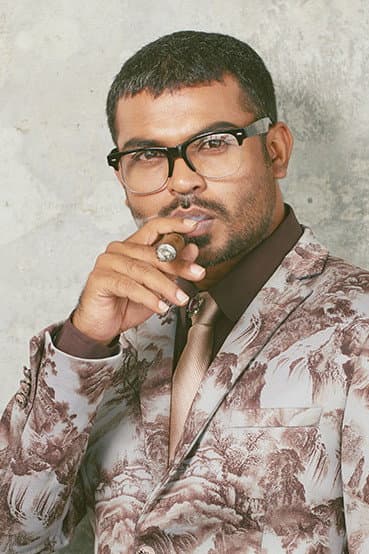 Ravee Farooq profile