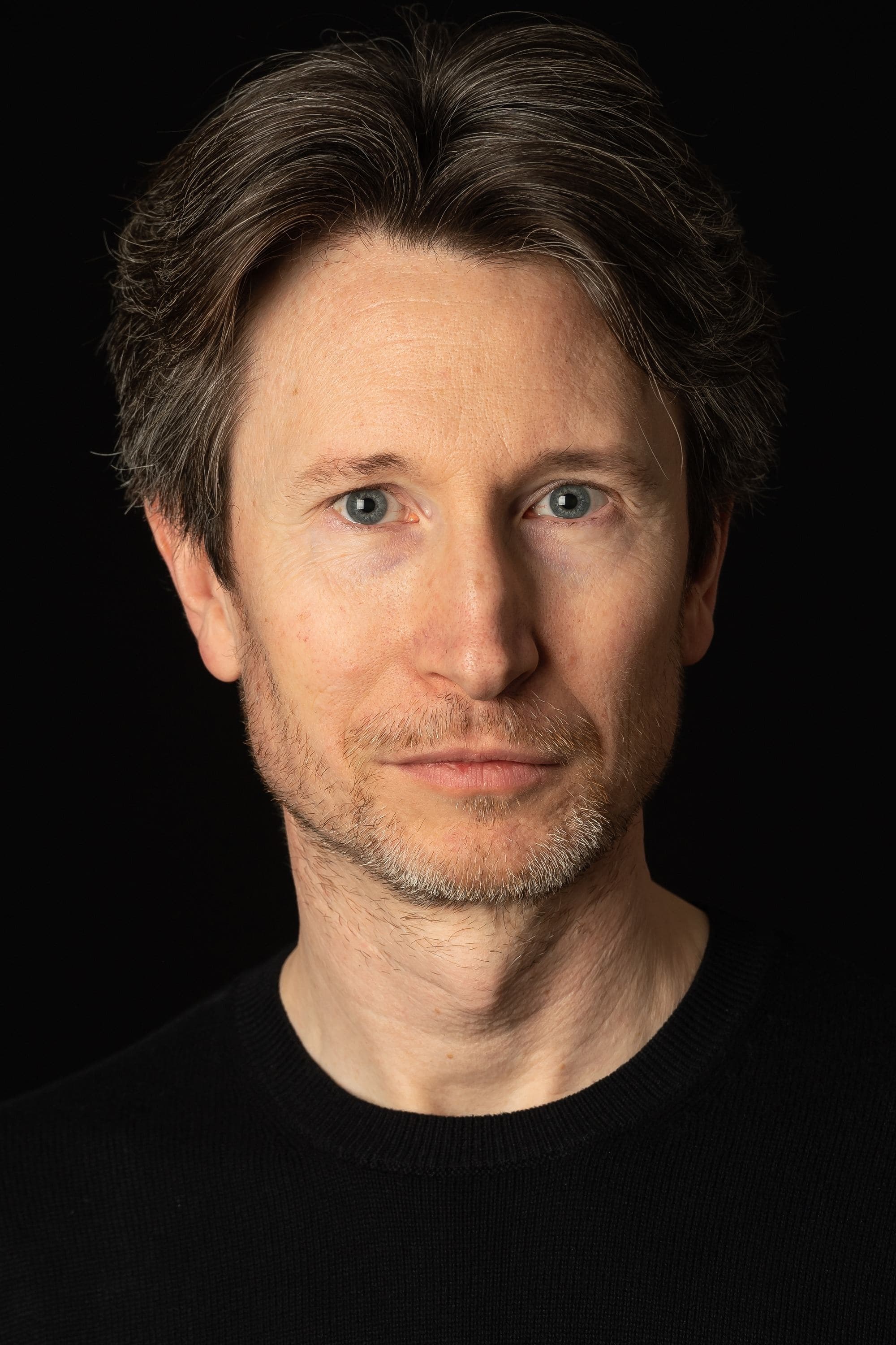 Jonathan Aris profile