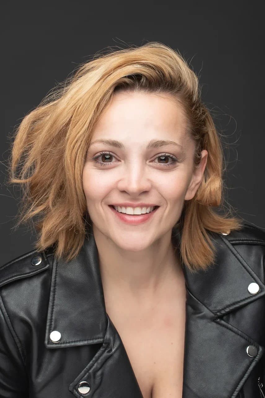 Teona Dolnikova profile