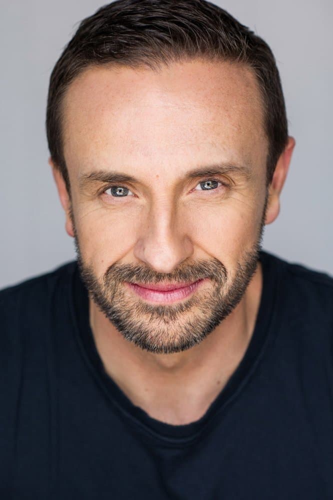 Mitchell Butel profile