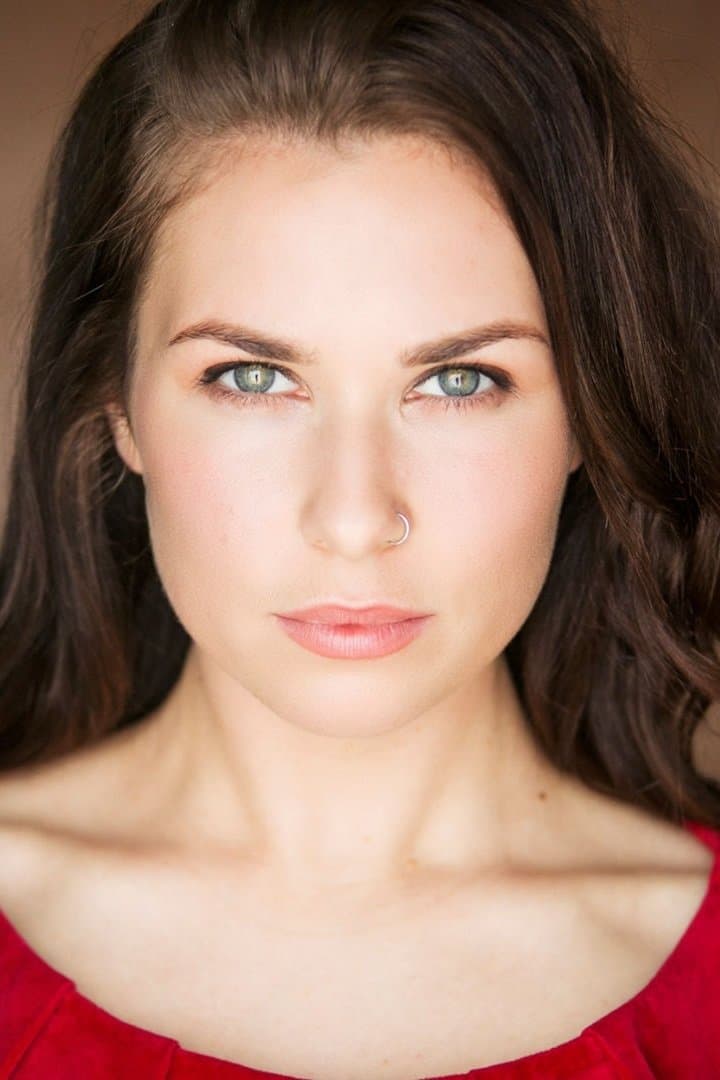 Olivia Tennet profile