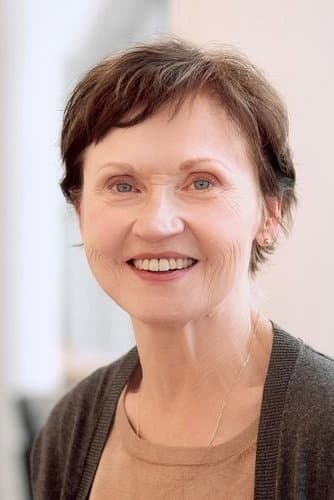 Caroline Kava profile