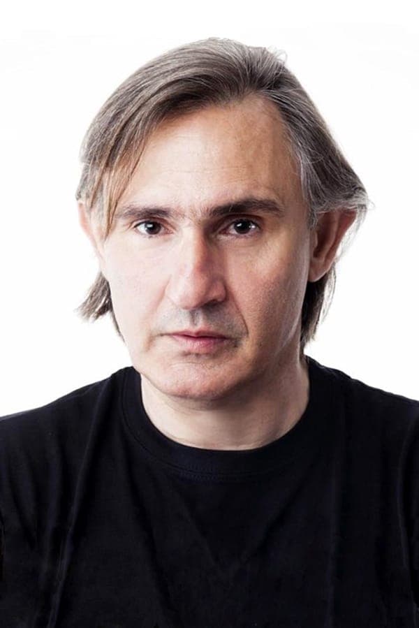 Akis Sakellariou profile