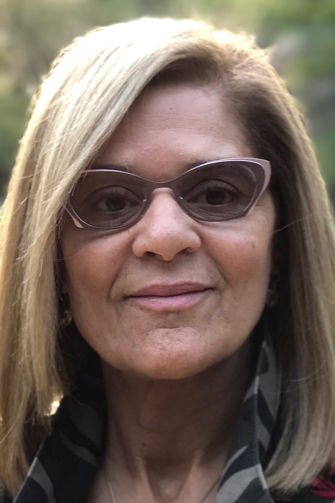 Lynne Southerland profile