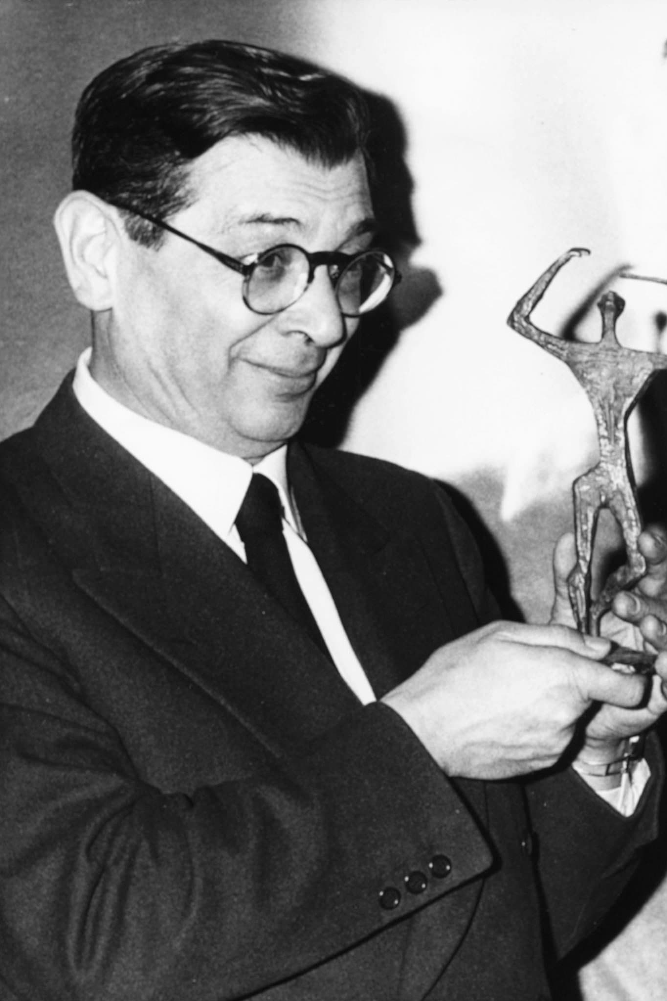 Ladislao Vajda profile