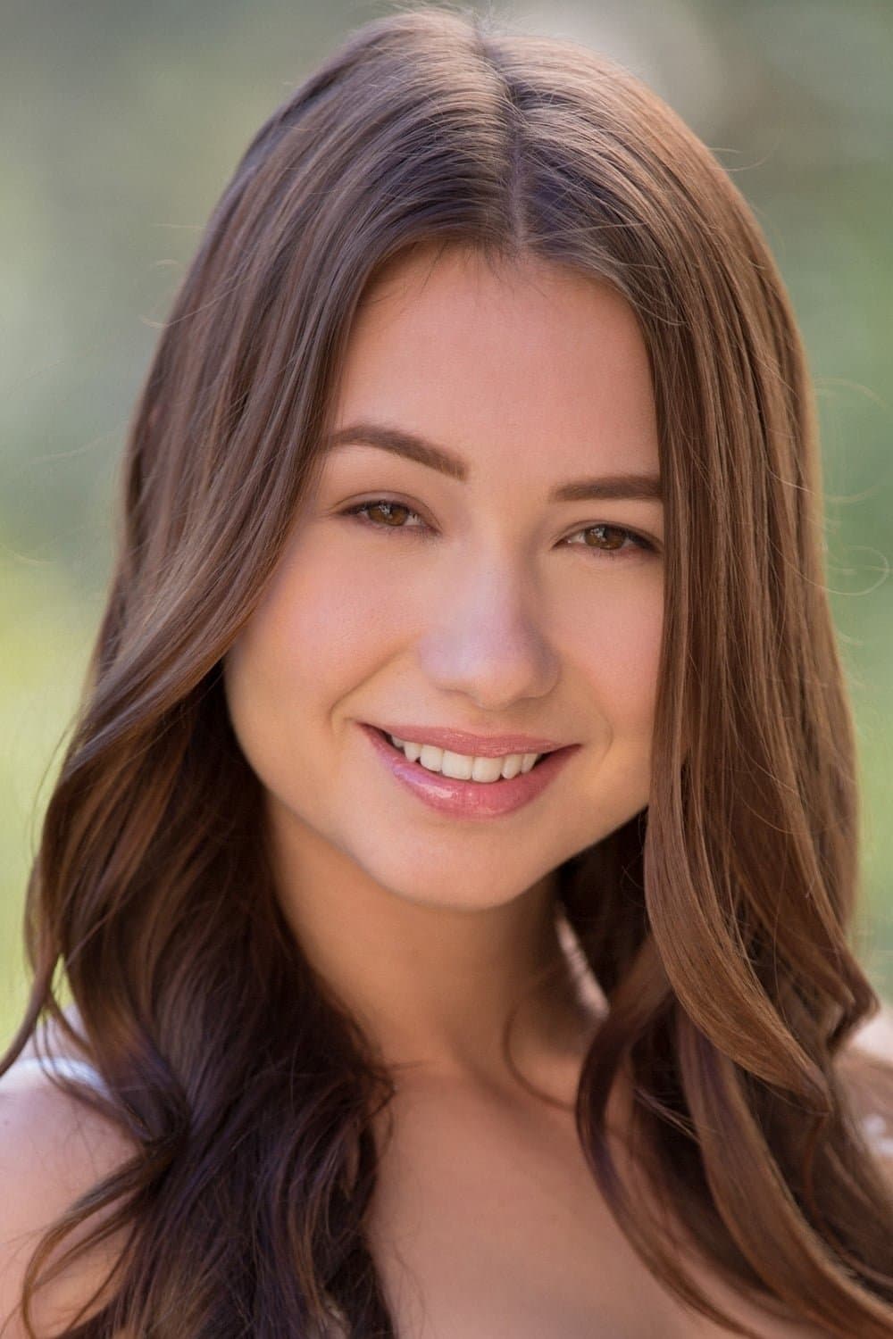 Taylor Sands profile