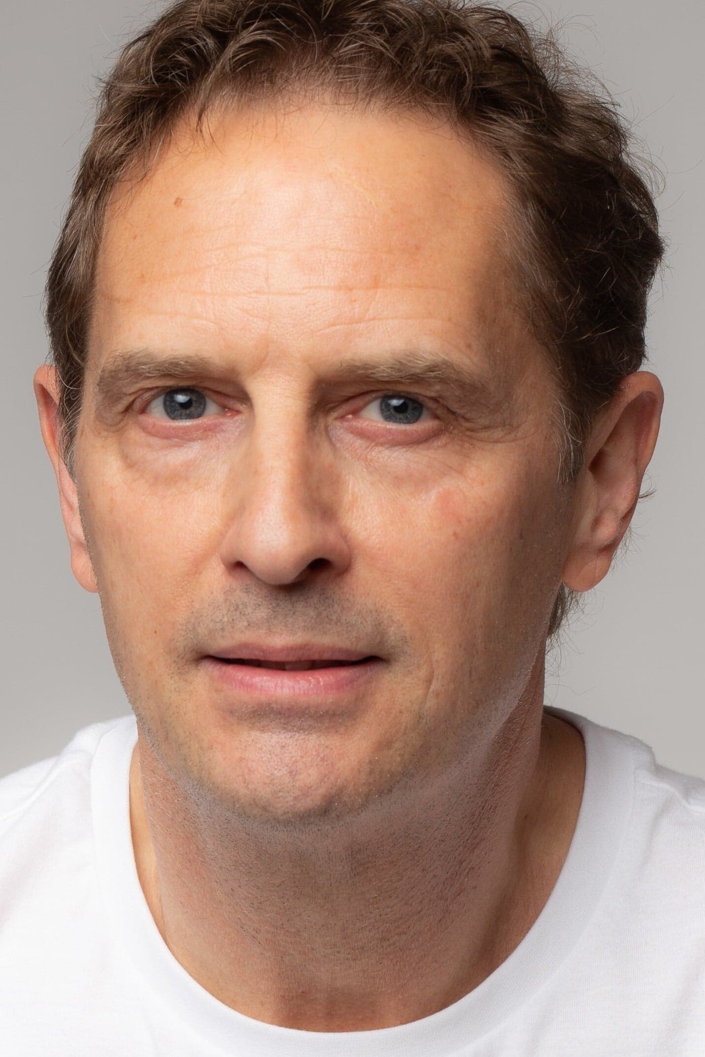 Ralph Lister profile