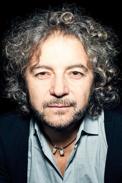 Daniele Finzi Pasca profile