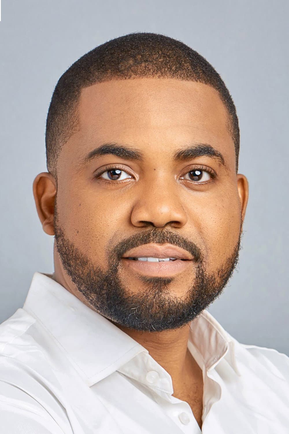 Okey Uzoeshi profile