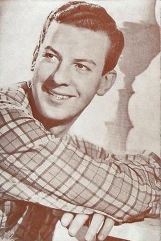 Mariano Mores profile