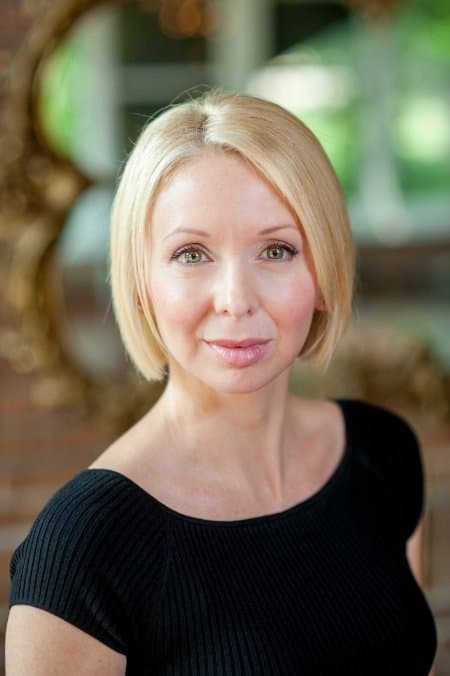 Tamara Hutchins profile