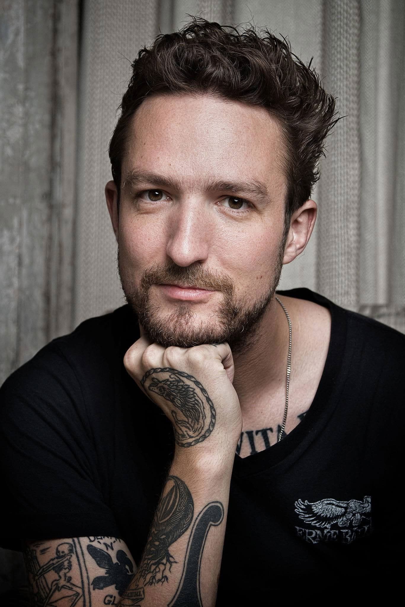 Frank Turner profile