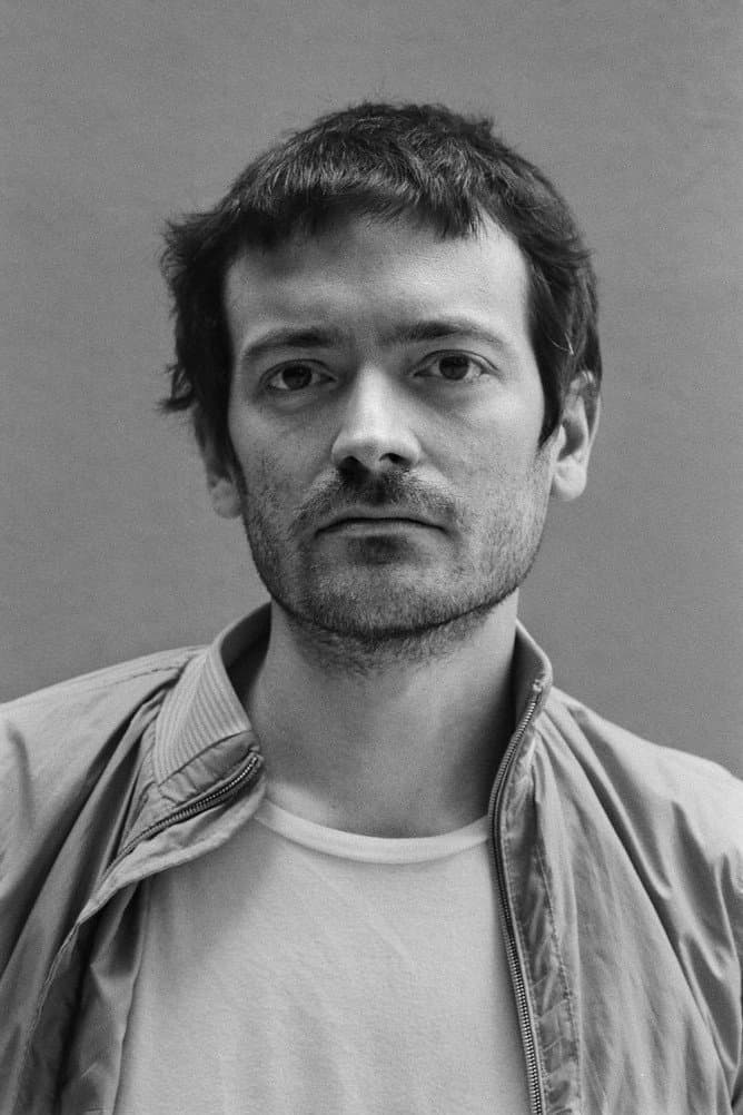 Julián Génisson profile