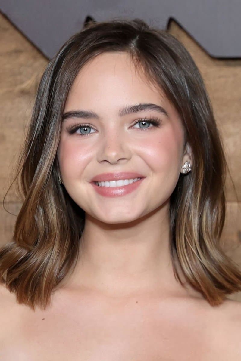 Ryan Kiera Armstrong profile